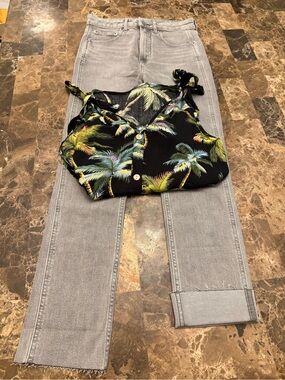 GAP Straight-Leg Gray Women's Jeans